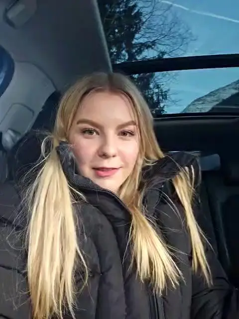 LaraBlondStripchat Porn Cam 2024-01-31