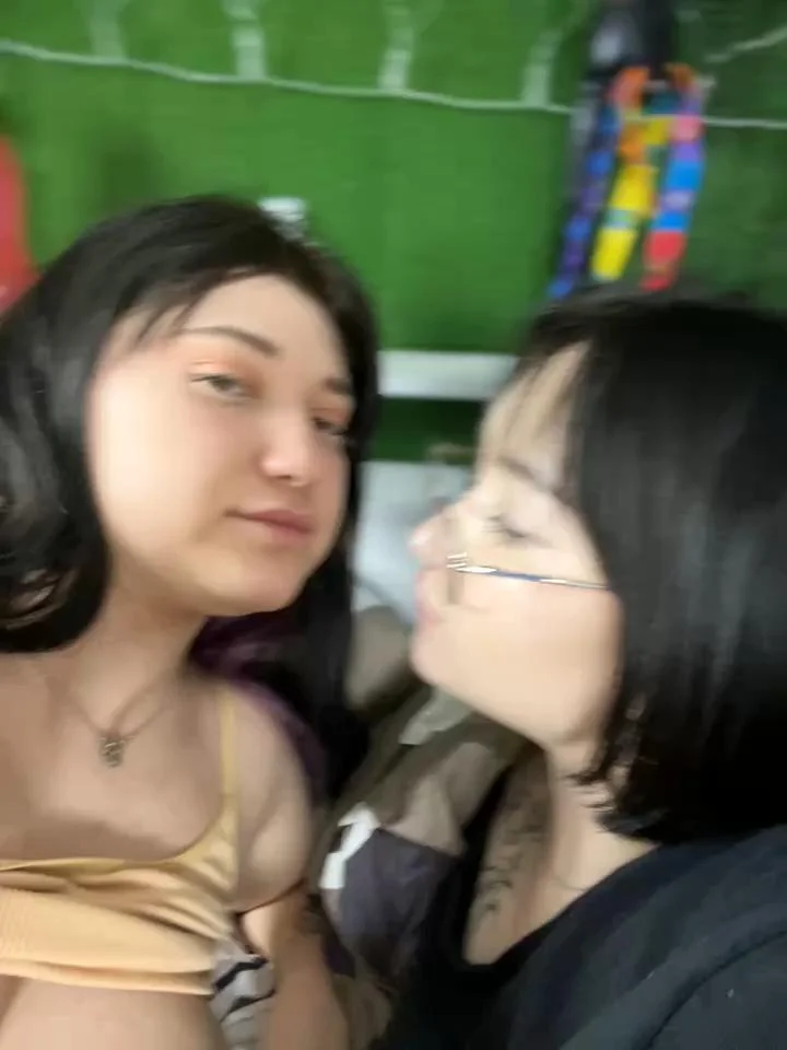LeilaTinyTravelerStripchat Porn Cam 2023-12-25