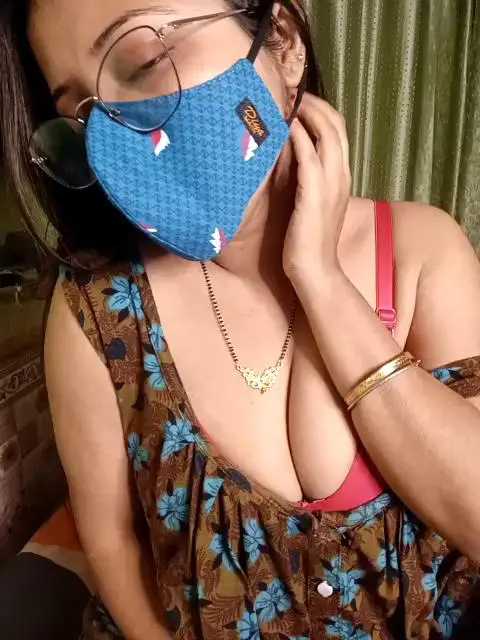 Lisa_bhabiStripchat Porn Cam 2024-01-21