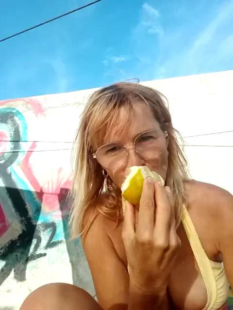 Luna-NaturalStripchat Porn Cam 2024-01-10
