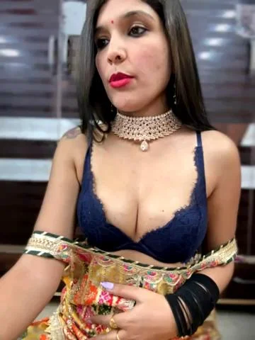 Meenakshi-Stripchat Porn Cam 2023-12-09
