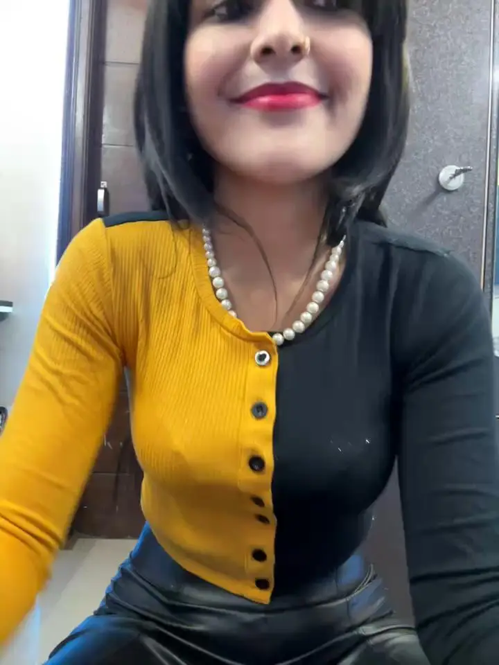 Meenakshi-Stripchat Porn Cam 2024-01-04