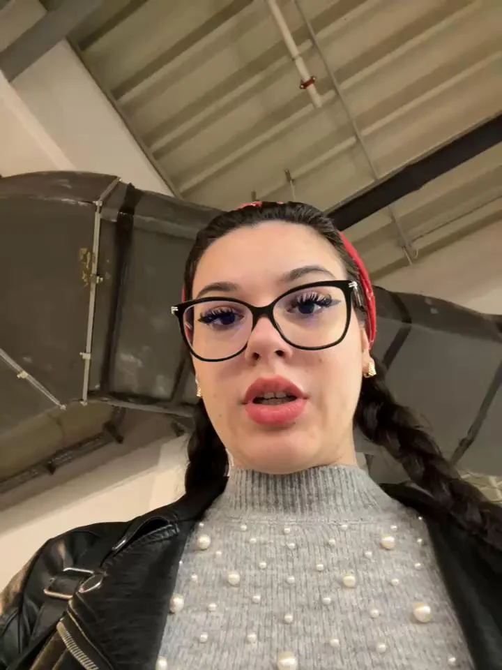 RedAssHottieStripchat Porn Cam 2024-01-08