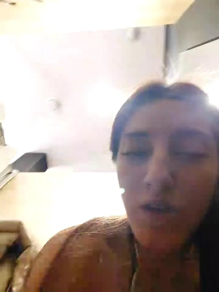 RiskyLolaStripchat Porn Cam 2024-01-18