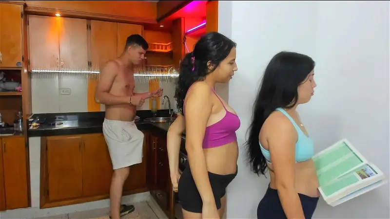 Royalgirls_xStripchat Porn Cam 2024-01-21
