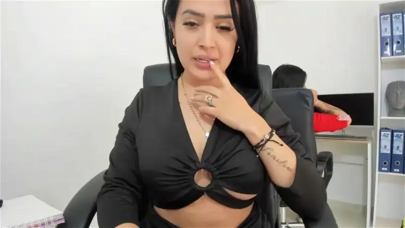 Sara_funStripchat Porn Cam 2023-11-24