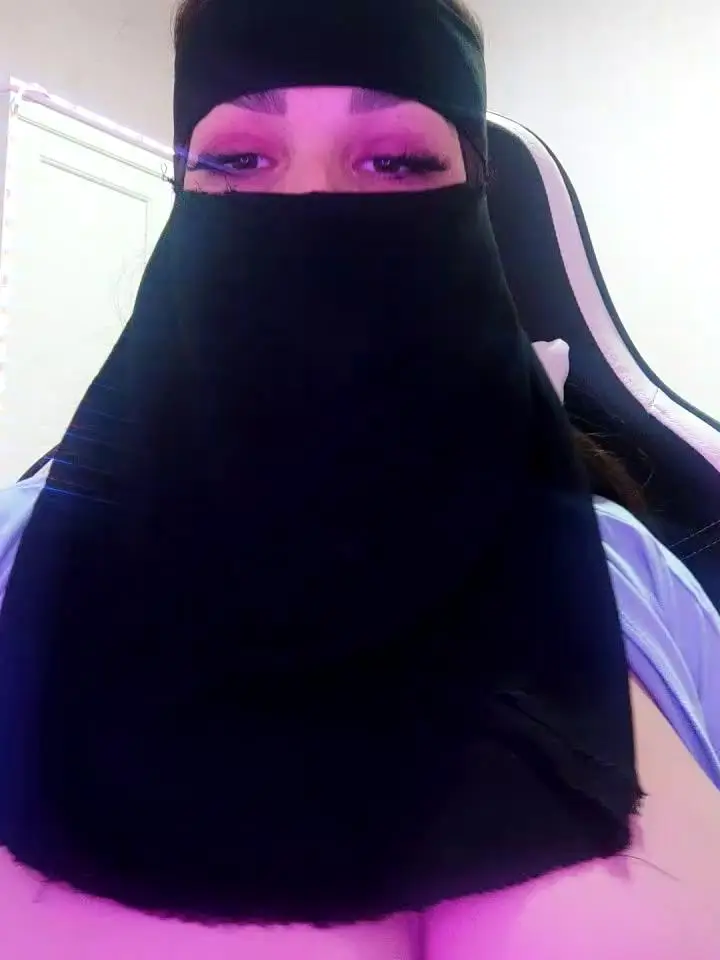 Sosoarabe123Stripchat Porn Cam 2024-02-05