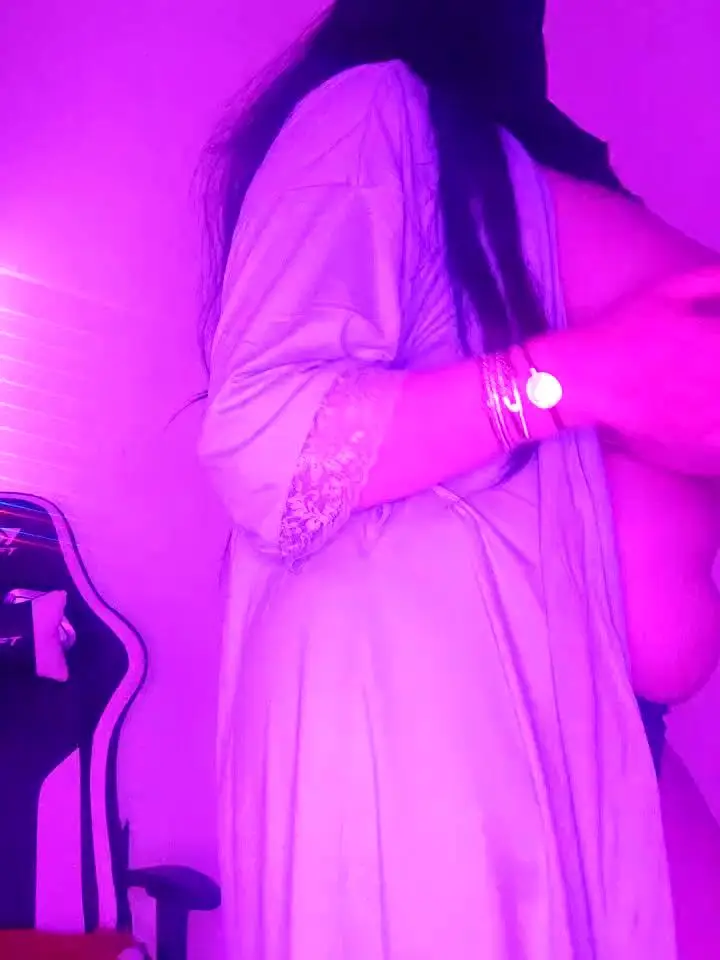 Sosoarabe123Stripchat Porn Cam 2024-02-05