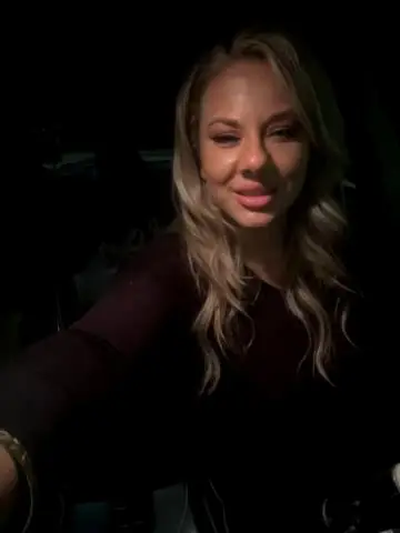 Southern_Belle_19Stripchat Porn Cam 2023-10-18