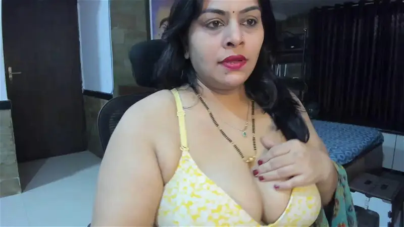 Tarivishu23Stripchat Porn Cam 2023-12-12