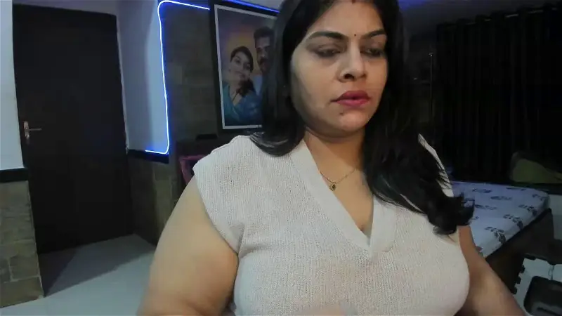 Tarivishu23Stripchat Porn Cam 2024-01-10