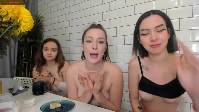 TootsieGirlsStripchat Porn Cam 2023-11-13
