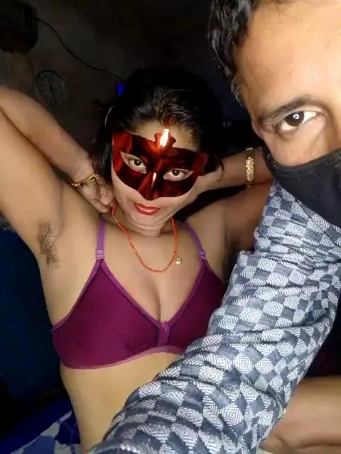 Yourpriya121Stripchat Porn Cam 2024-02-11