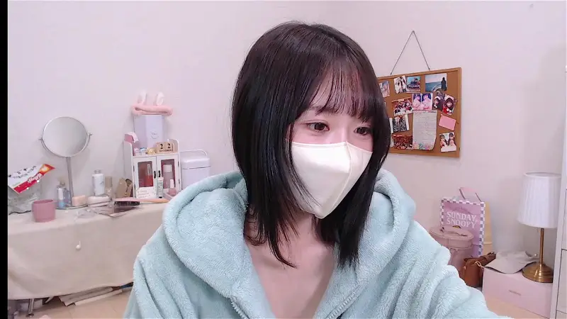 Yui-ChStripchat Porn Cam 2023-11-22
