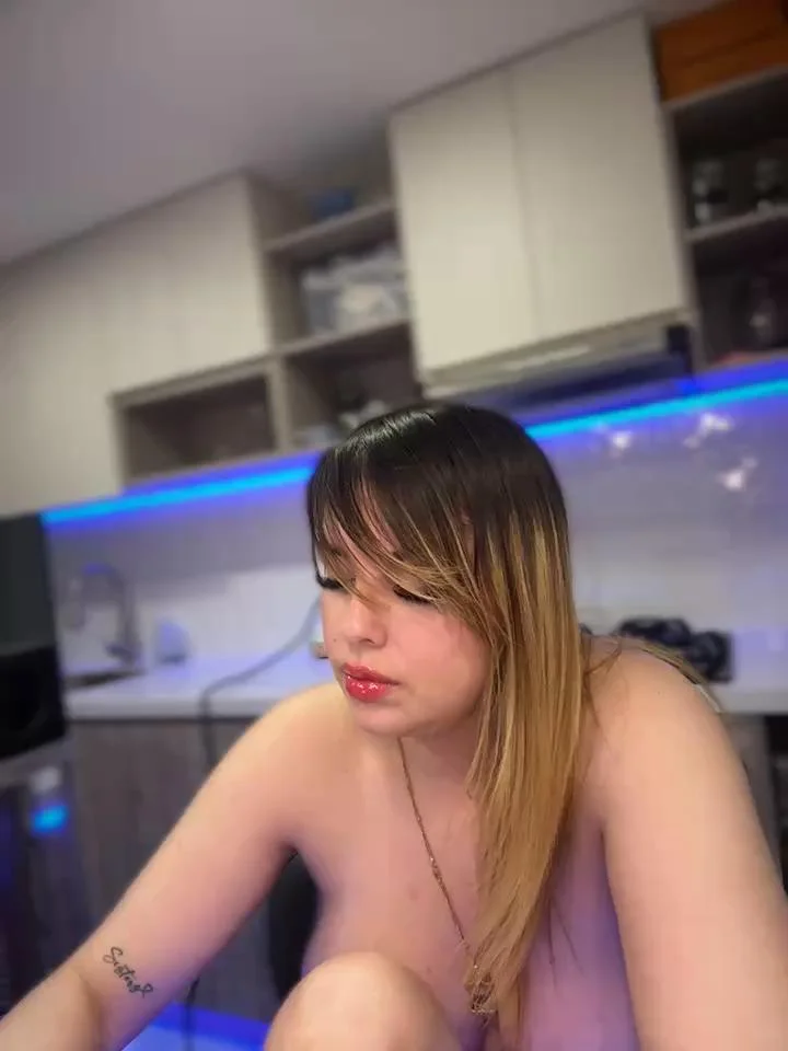 AlirawrzStripchat Porn Cam 2024-05-27
