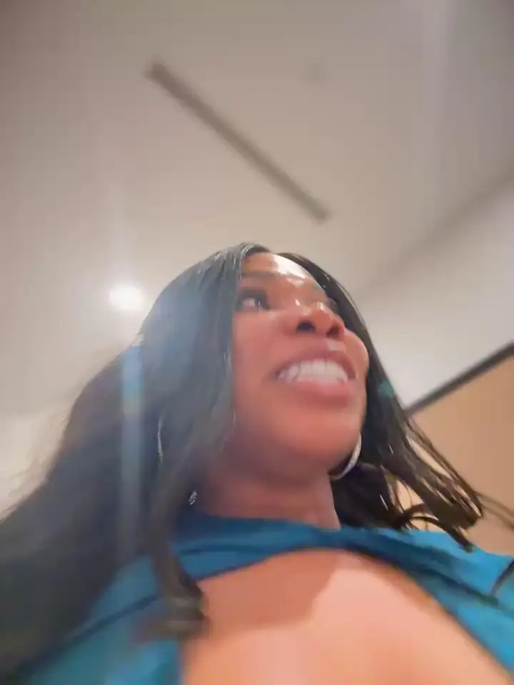 Belle___Stripchat Porn Cam 2024-05-28