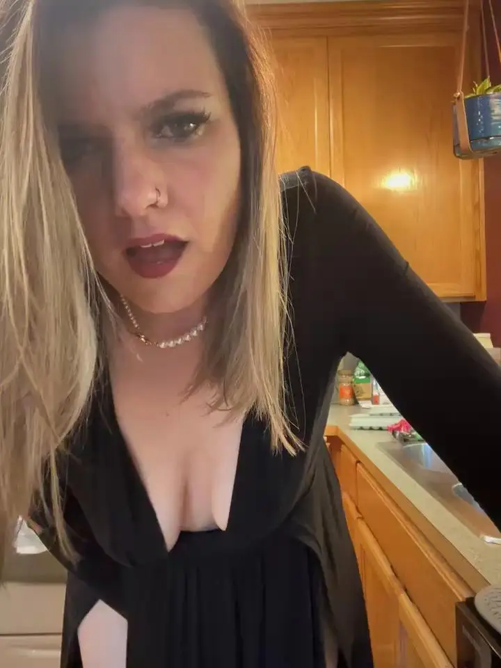 LadyLena1Stripchat Porn Cam 2024-06-07
