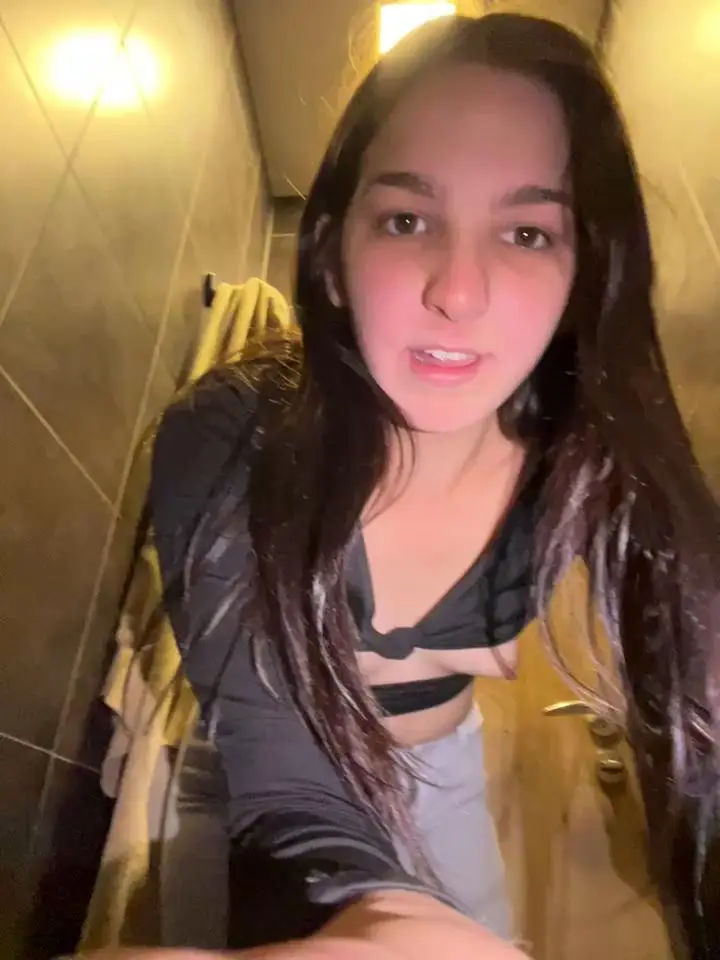 DoriDeluxe66Stripchat Porn Cam 2024-06-18