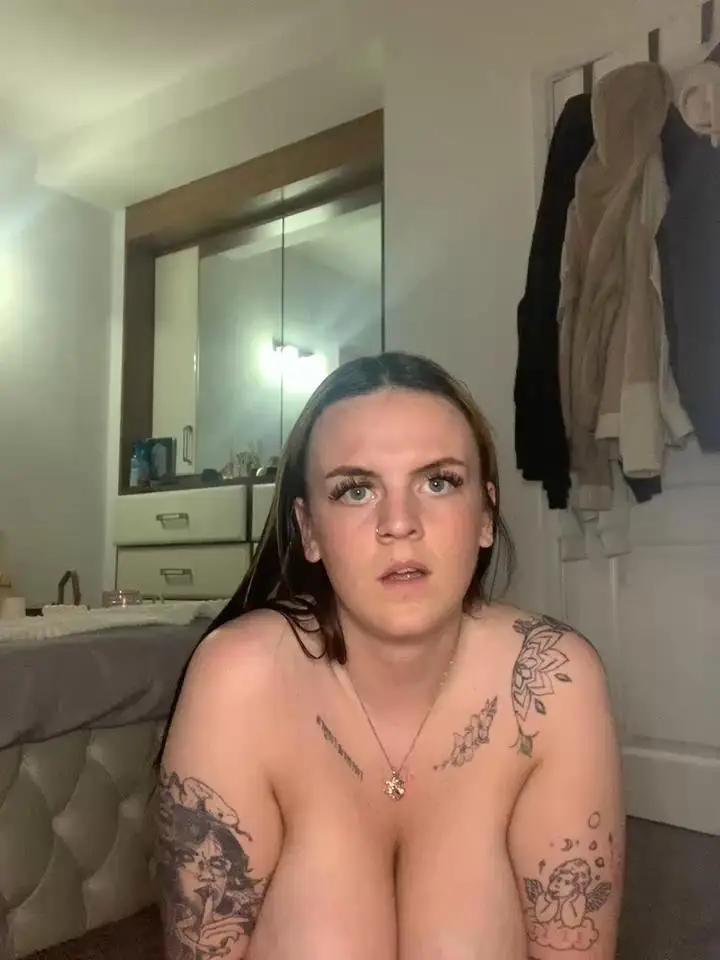 KerriTurnerStripchat Porn Cam 2024-06-18