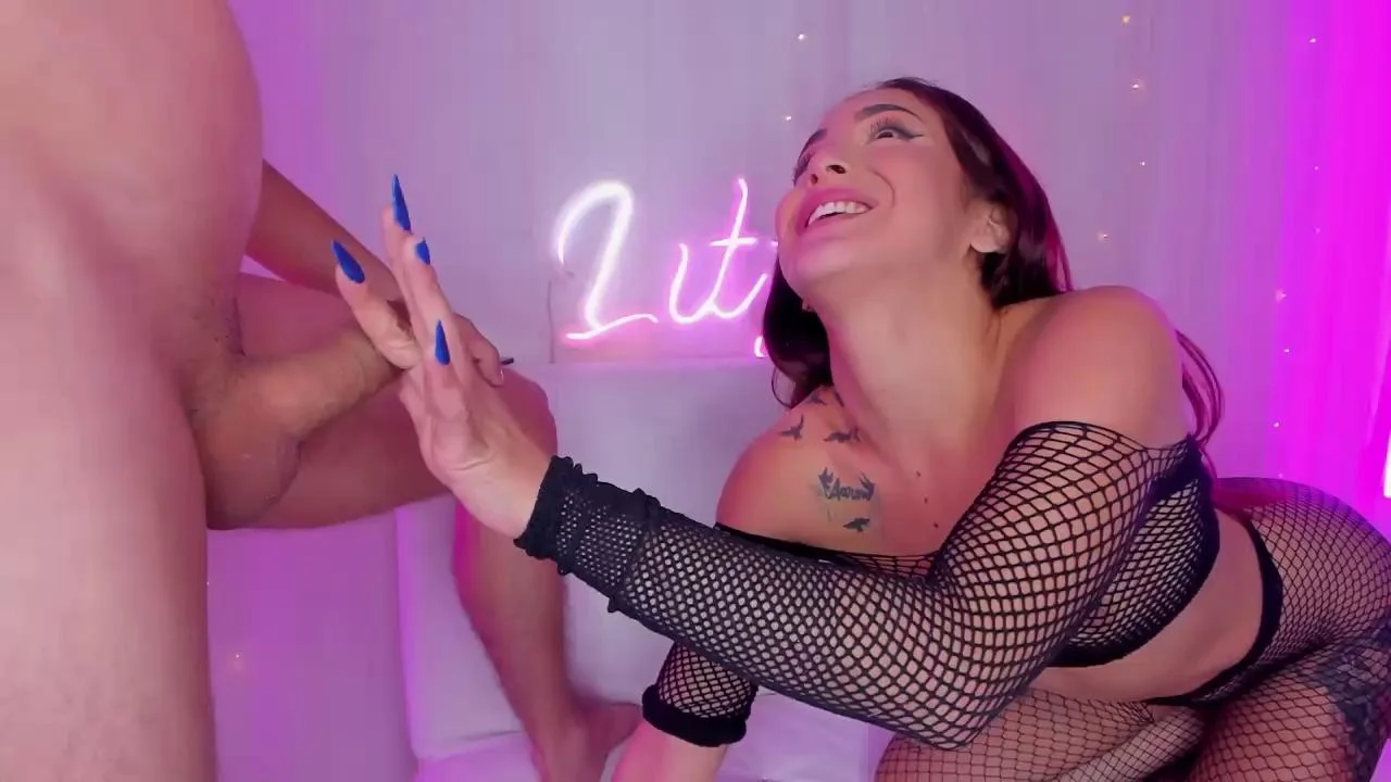 Litzy1_Stripchat Porn Cam 2024-06-18