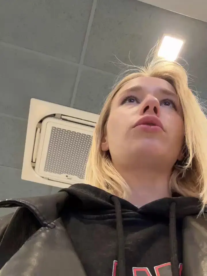 SSSATIVA_modelStripchat Porn Cam 2024-06-18