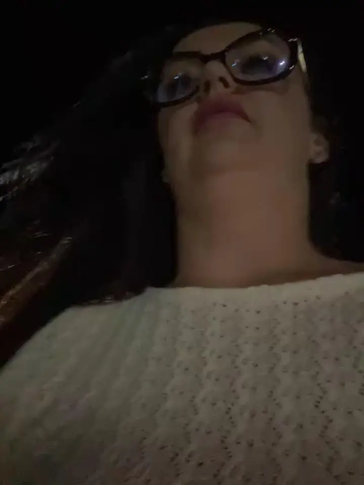 Young_hot_momStripchat Porn Cam 2024-06-18