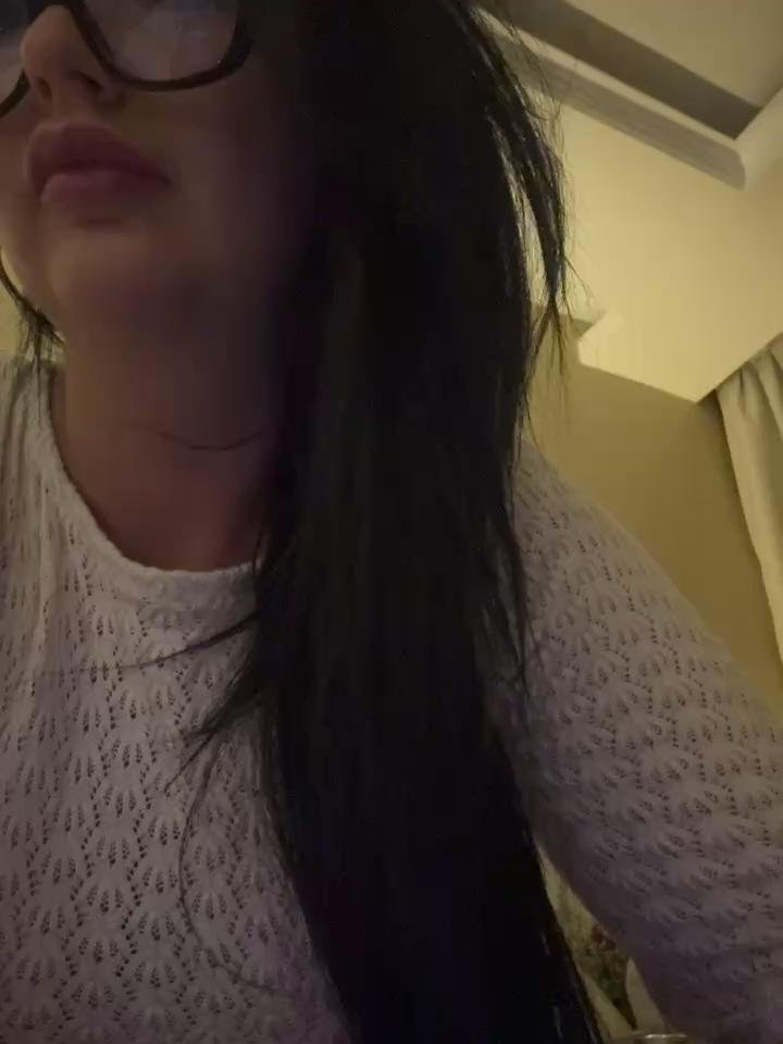 Young_hot_momStripchat Porn Cam 2024-06-18