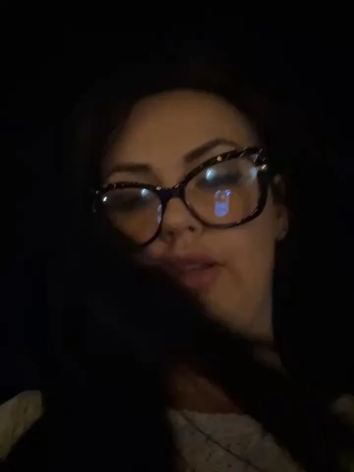 Young_hot_momStripchat Porn Cam 2024-06-18