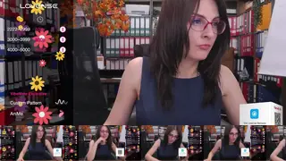 ClassyladyrellaxStripchat Porn Cam 2024-07-13